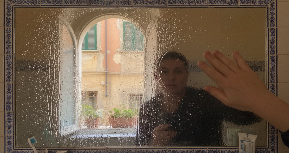 perche-condensa-bagno-resta-attachata